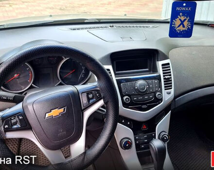 Шевроле Круз, объемом двигателя 1.8 л и пробегом 210 тыс. км за 6990 $, фото 6 на Automoto.ua