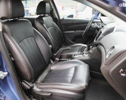 Шевроле Круз, объемом двигателя 1.4 л и пробегом 142 тыс. км за 8500 $, фото 9 на Automoto.ua