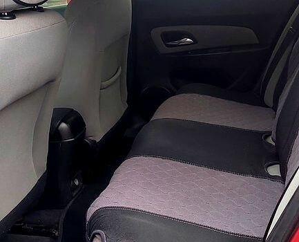 Шевроле Круз, об'ємом двигуна 1.4 л та пробігом 145 тис. км за 6500 $, фото 4 на Automoto.ua