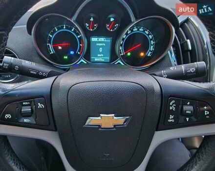 Шевроле Круз, объемом двигателя 1.8 л и пробегом 165 тыс. км за 7700 $, фото 4 на Automoto.ua