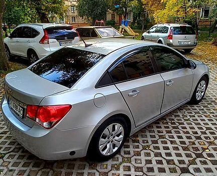 Шевроле Круз, об'ємом двигуна 1.8 л та пробігом 300 тис. км за 6700 $, фото 3 на Automoto.ua