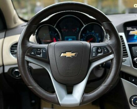 Шевроле Круз, объемом двигателя 2 л и пробегом 211 тыс. км за 7750 $, фото 9 на Automoto.ua