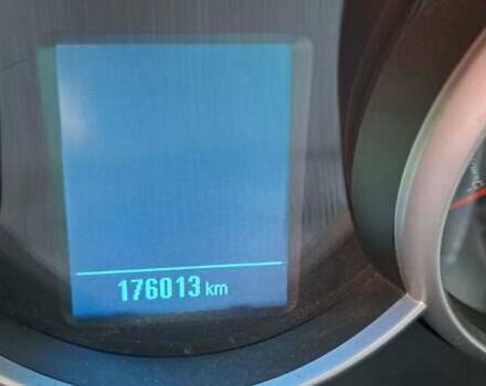 Шевроле Круз, объемом двигателя 1.36 л и пробегом 176 тыс. км за 7899 $, фото 1 на Automoto.ua