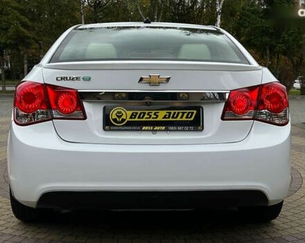 Шевроле Круз, объемом двигателя 2 л и пробегом 211 тыс. км за 7750 $, фото 5 на Automoto.ua