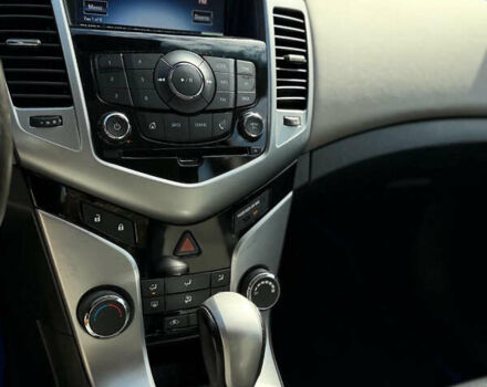 Шевроле Круз, объемом двигателя 1.4 л и пробегом 112 тыс. км за 7200 $, фото 13 на Automoto.ua