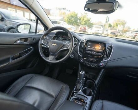 Шевроле Круз, объемом двигателя 1.4 л и пробегом 105 тыс. км за 8900 $, фото 16 на Automoto.ua