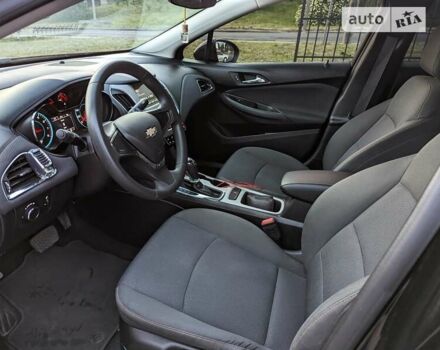 Шевроле Круз, объемом двигателя 1.4 л и пробегом 125 тыс. км за 9500 $, фото 9 на Automoto.ua