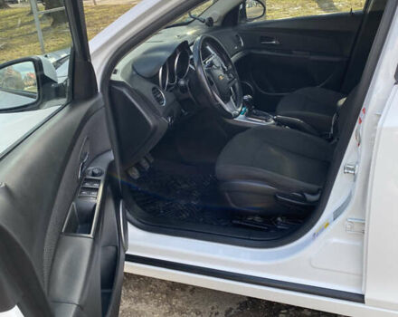 Шевроле Круз, объемом двигателя 1.69 л и пробегом 222 тыс. км за 8000 $, фото 7 на Automoto.ua