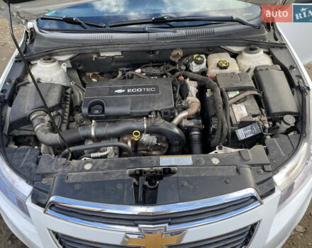 Шевроле Круз, объемом двигателя 1.69 л и пробегом 222 тыс. км за 8000 $, фото 15 на Automoto.ua
