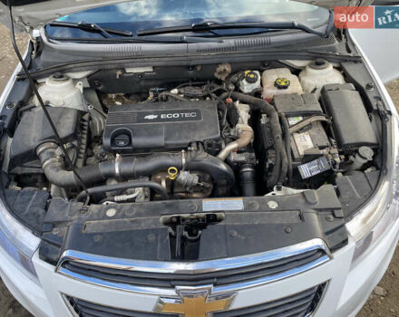 Шевроле Круз, объемом двигателя 1.69 л и пробегом 222 тыс. км за 8000 $, фото 1 на Automoto.ua