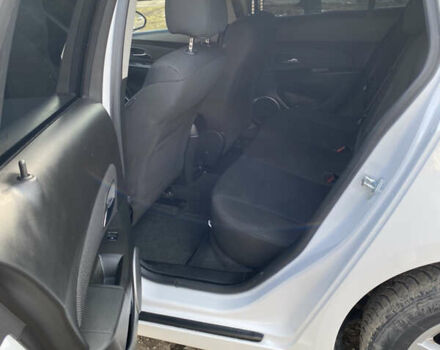 Шевроле Круз, объемом двигателя 1.69 л и пробегом 222 тыс. км за 8000 $, фото 9 на Automoto.ua