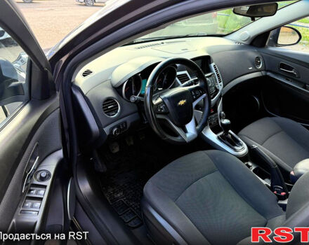 Шевроле Круз, объемом двигателя 1.7 л и пробегом 277 тыс. км за 7499 $, фото 7 на Automoto.ua