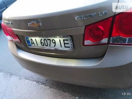 Шевроле Круз 2009 у Києві на Automoto.ua Шевроле Круз, об'ємом двигуна 1.6 л та пробігом 158 тис. км за 7500 $, фото 1 на Automoto.ua