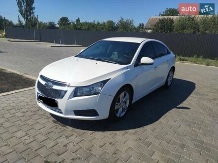 Шевроле Круз 2013 в Днепре (Днепропетровске) на Automoto.ua Шевроле Круз, объемом двигателя 2 л и пробегом 175 тыс. км за 8000 $, фото 1 на Automoto.ua