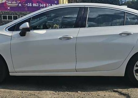 Шевроле Круз 2016 в Новомосковске на Automoto.ua Шевроле Круз, объемом двигателя 1.4 л и пробегом 178 тыс. км за 9000 $, фото 1 на Automoto.ua