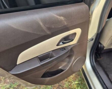 Жовтий Шевроле Круз, об'ємом двигуна 1.36 л та пробігом 232 тис. км за 7700 $, фото 12 на Automoto.ua