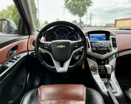 Серый Шевроле Круз, объемом двигателя 0 л и пробегом 211 тыс. км за 6600 $, фото 14 на Automoto.ua