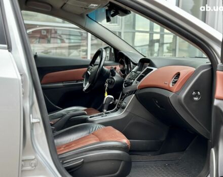 Серый Шевроле Круз, объемом двигателя 0 л и пробегом 211 тыс. км за 6600 $, фото 12 на Automoto.ua