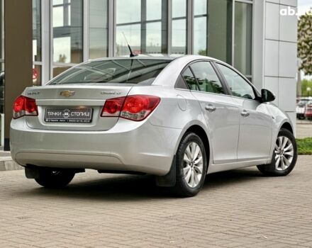 Серый Шевроле Круз, объемом двигателя 0 л и пробегом 211 тыс. км за 6600 $, фото 4 на Automoto.ua