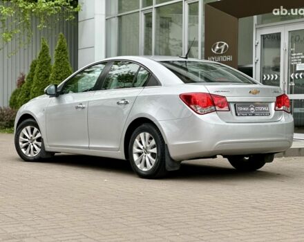 Серый Шевроле Круз, объемом двигателя 0 л и пробегом 211 тыс. км за 6600 $, фото 6 на Automoto.ua