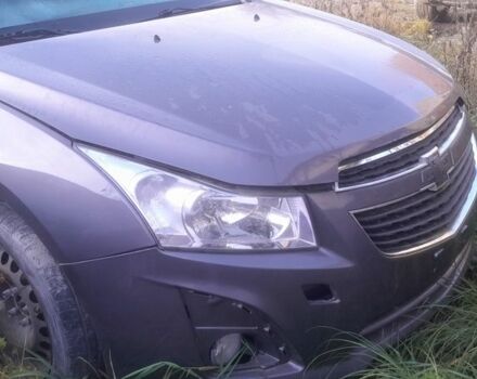 Серый Шевроле Круз, объемом двигателя 1 л и пробегом 150 тыс. км за 4500 $, фото 2 на Automoto.ua