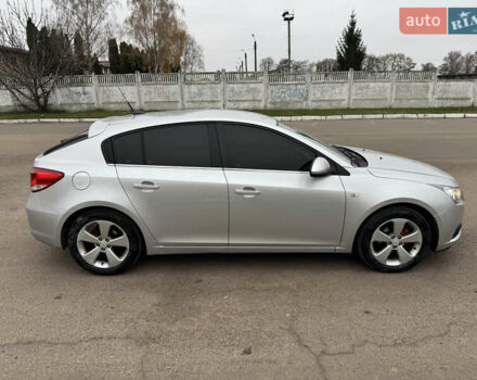 Сірий Шевроле Круз, об'ємом двигуна 1.8 л та пробігом 159 тис. км за 7600 $, фото 5 на Automoto.ua