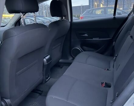 Сірий Шевроле Круз, об'ємом двигуна 1.8 л та пробігом 125 тис. км за 3000 $, фото 11 на Automoto.ua