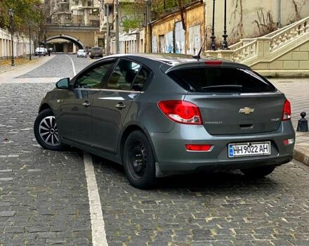 Сірий Шевроле Круз, об'ємом двигуна 1.8 л та пробігом 135 тис. км за 6500 $, фото 3 на Automoto.ua