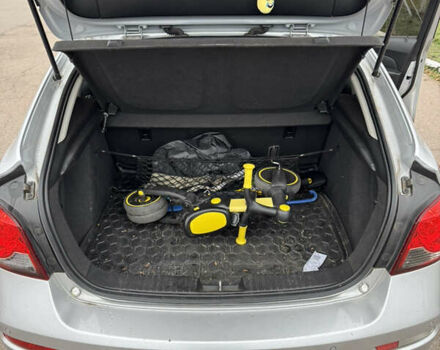 Сірий Шевроле Круз, об'ємом двигуна 1.8 л та пробігом 159 тис. км за 7600 $, фото 11 на Automoto.ua