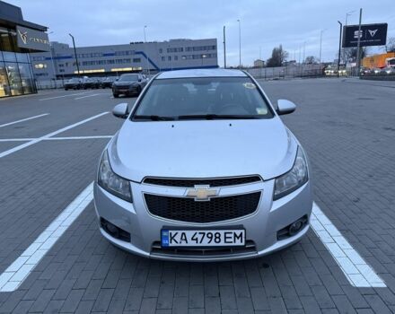 Сірий Шевроле Круз, об'ємом двигуна 1.8 л та пробігом 125 тис. км за 3000 $, фото 5 на Automoto.ua