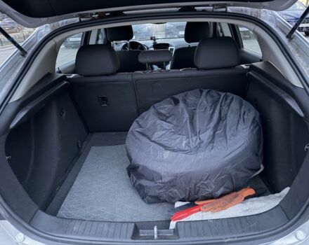 Сірий Шевроле Круз, об'ємом двигуна 1.8 л та пробігом 125 тис. км за 3000 $, фото 12 на Automoto.ua