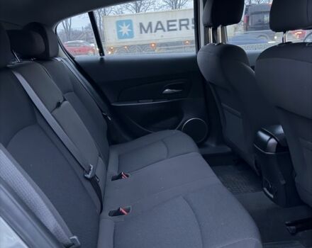 Сірий Шевроле Круз, об'ємом двигуна 1.8 л та пробігом 125 тис. км за 3000 $, фото 13 на Automoto.ua