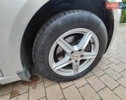 Серый Шевроле Круз, объемом двигателя 1.69 л и пробегом 187 тыс. км за 6600 $, фото 16 на Automoto.ua