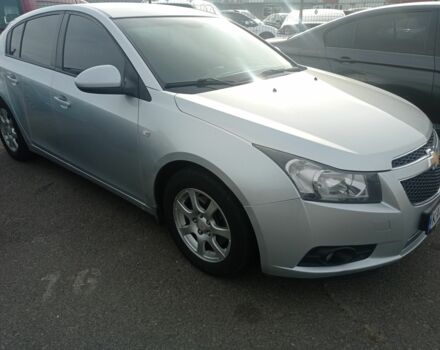 Серый Шевроле Круз, объемом двигателя 1.7 л и пробегом 294 тыс. км за 5400 $, фото 1 на Automoto.ua