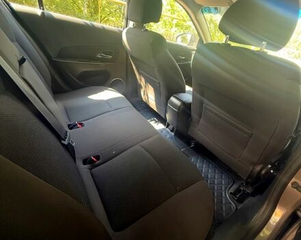 Серый Шевроле Круз, объемом двигателя 2 л и пробегом 232 тыс. км за 6700 $, фото 5 на Automoto.ua