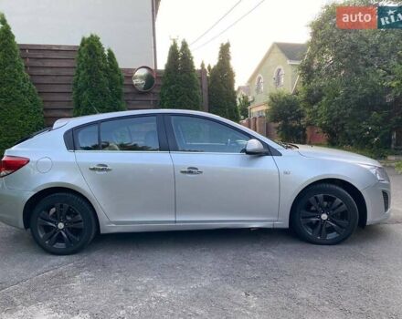 Серый Шевроле Круз, объемом двигателя 1.8 л и пробегом 162 тыс. км за 8000 $, фото 4 на Automoto.ua