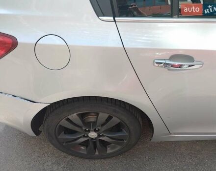 Серый Шевроле Круз, объемом двигателя 1.8 л и пробегом 162 тыс. км за 8000 $, фото 14 на Automoto.ua