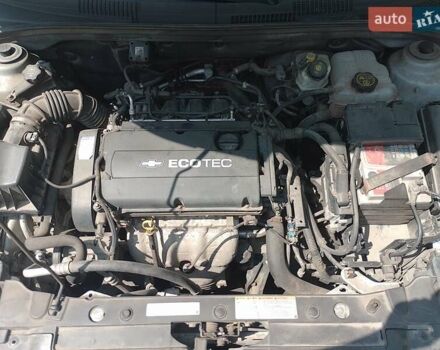 Серый Шевроле Круз, объемом двигателя 1.8 л и пробегом 162 тыс. км за 8000 $, фото 12 на Automoto.ua