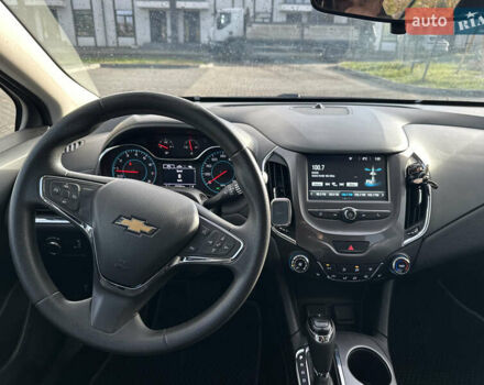 Серый Шевроле Круз, объемом двигателя 1.36 л и пробегом 176 тыс. км за 8999 $, фото 17 на Automoto.ua