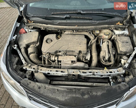 Серый Шевроле Круз, объемом двигателя 1.36 л и пробегом 176 тыс. км за 8999 $, фото 28 на Automoto.ua