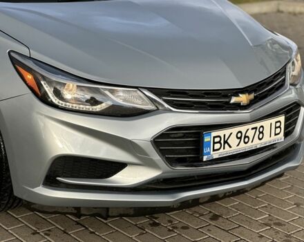 Шевроле Круз 2018 у Рівному на Automoto.ua Сірий Шевроле Круз, об'ємом двигуна 1.4 л та пробігом 176 тис. км за 8999 $, фото 3 на Automoto.ua