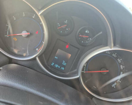 Серый Шевроле Круз, объемом двигателя 1.6 л и пробегом 218 тыс. км за 5500 $, фото 12 на Automoto.ua