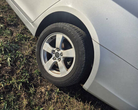 Серый Шевроле Круз, объемом двигателя 1.6 л и пробегом 218 тыс. км за 5500 $, фото 11 на Automoto.ua