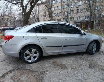 Серый Шевроле Круз, объемом двигателя 2 л и пробегом 165 тыс. км за 6850 $, фото 3 на Automoto.ua