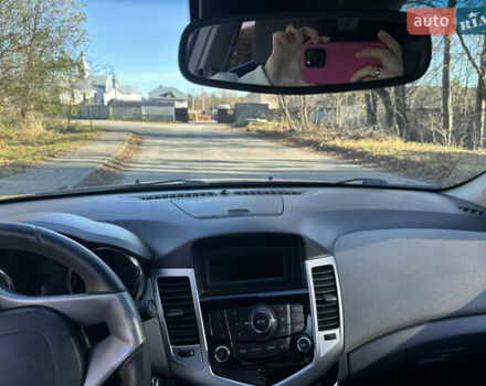 Серый Шевроле Круз, объемом двигателя 1.99 л и пробегом 196 тыс. км за 7200 $, фото 8 на Automoto.ua