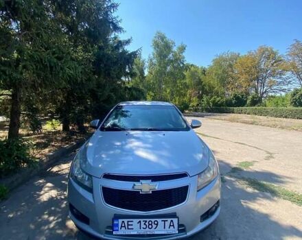 Серый Шевроле Круз, объемом двигателя 1.6 л и пробегом 211 тыс. км за 6000 $, фото 2 на Automoto.ua