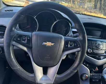 Серый Шевроле Круз, объемом двигателя 1.99 л и пробегом 196 тыс. км за 7200 $, фото 3 на Automoto.ua