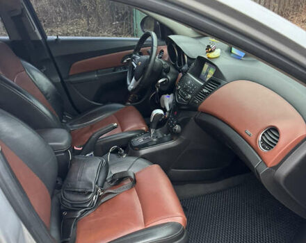 Сірий Шевроле Круз, об'ємом двигуна 1.6 л та пробігом 162 тис. км за 6500 $, фото 8 на Automoto.ua