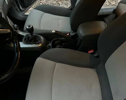 Серый Шевроле Круз, объемом двигателя 1.6 л и пробегом 174 тыс. км за 6700 $, фото 8 на Automoto.ua