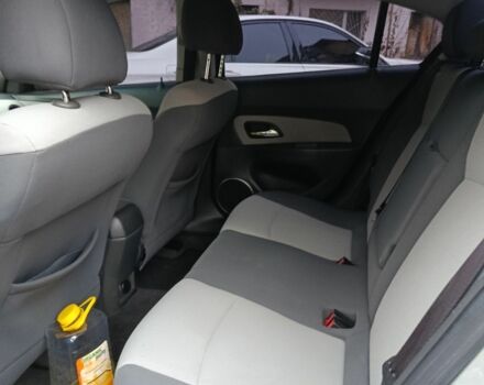 Серый Шевроле Круз, объемом двигателя 2 л и пробегом 165 тыс. км за 6850 $, фото 6 на Automoto.ua